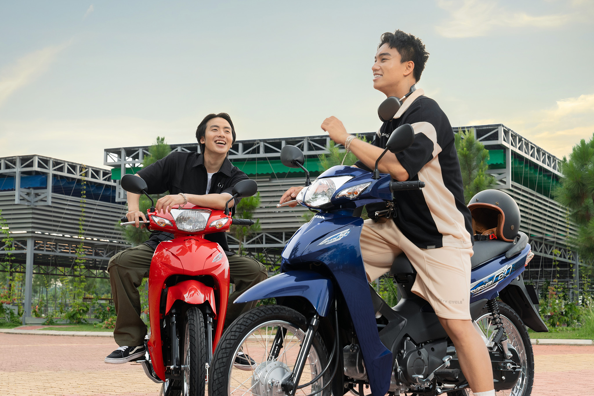 /Images/Products/nguyen.minh.luan_z5327739473570_5d5f9422c666370ffb293ff06fd554e0_item_XMHDWAVE202304.jpg